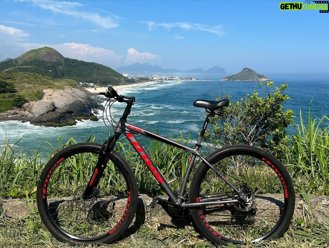 Nikolas Antunes Instagram - treinão de bike! prainha, secreto e macumba 🏹