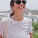 Nikoletta Ralli Instagram - Σας είχα ανεβάσει αρκετά stories από το ταξίδι μου στους Λειψούς που πήγαμε με το FINISH με στόχο να ενημερώσουμε και να ευαισθητοποιήσουμε τους κατοίκους σχετικά με την εξοικονόμηση του νερού. Ήρθε η ώρα να μοιραστώ μαζί σας αυτό βίντεο, για να πάρετε μια καλύτερη γεύση αυτής της τεράστιας πρωτοβουλίας του Finish «Το νερό είναι στα χέρια μας» που συνεχίζει για 4η χρονιά! #Finish #ToNeroEinaiStaXeriaMas #FinishUltimatePlus #Lipsi