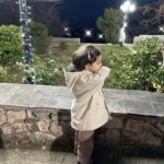 Nikoletta Ralli Instagram - 1. Εκδρομή με Φλάβιο μπαμπά και παιδί 🐸 2. Τα πιο νόστιμα τζόλια που έχεις φάει από @lestoritaverna @nadiagrammat 3. It’s the most wonderful time of the year 🎄 4. Ιερά Μονή Αγίων Νηπίων 👼🏻 Βιλλια Αττικης