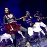 Nimika Ratnakar Instagram - Performance at one of my favorite districts Mandya during Kaatera promotions 💃🏻 ಕಾಟೇರ ಚಿತ್ರದ ಪ್ರಚಾರದ ಸಂದರ್ಭದಲ್ಲಿ ನನ್ನ ನೆಚ್ಚಿನ ಜಿಲ್ಲೆ ಮಂಡ್ಯದಲ್ಲಿ ಪ್ರದರ್ಶನ 💃🏻 Pushpavati || Basanni || Naughty Girl 💃🏻💃🏻💃🏻 Wardrobe: @laxmikrishnaofficial Choreography: @abhishek_matad #nimika #nimikaratnakar #kaatera #dboss #darshanthoogudeepasrinivas #sandalwood #kannada #actor #actress #trendingreels #trending #trend #viralreels #viral #challengingstardarshan Mandya, Karnataka