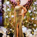 Nimika Ratnakar Instagram - Illuminate ✨💫⚡️ At the red carpet of @zeekannada Zee kutumba awards 2023 Wardrobe courtesy : @laxmikrishnaofficial Photography: @umesh__photography___ Makeup: @seenus_makeover Makeup assistant : @keshav._makeover Hairstylist: @amhair_creater009 #nimikaratnakar #nimika #zeekutumbaawards #photography #fashion #vogue #actor #model #sandalwood #kannada #kannadaactress #actress #trending #pushpavati #shakeitpushpavati