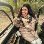 Nimrat Kaur Instagram - Had my first coffee and breakfast and my heart’s fill of love and laughter with my family in the wild. Spent all of the first day of the new year deep in the jungles of Kumaon, capturing it from before sunrise till after sunset. Happy New Year and wishing you the best start to 2024!! ♥️🍀🐾🐯 #wellbegunishalfdone #2024♥️ #shotonihone15promax #BharatKiNimrat Jim Corbett National park, Nainitaal