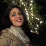 Nimrat Kaur Instagram - Put on a red lip, combed my safari hair, blinged up with a sparkly scarf!! Wishing you all a very very veryyyyy happy new year from me and mine to you and yours!!! Smiles, pouts, the greatest adventures and the best of love and luck this coming New Year 🥂♥️🍀 #happynewyear #happy2024 #loveandlight Deep Jungle