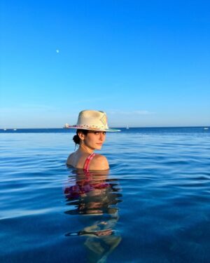 Nina Dobrev Instagram - first stop: Cabo 🏝️
next stop: pool
third stop: celebrate @marymillermethod 
#LetsGetMaryied 💍