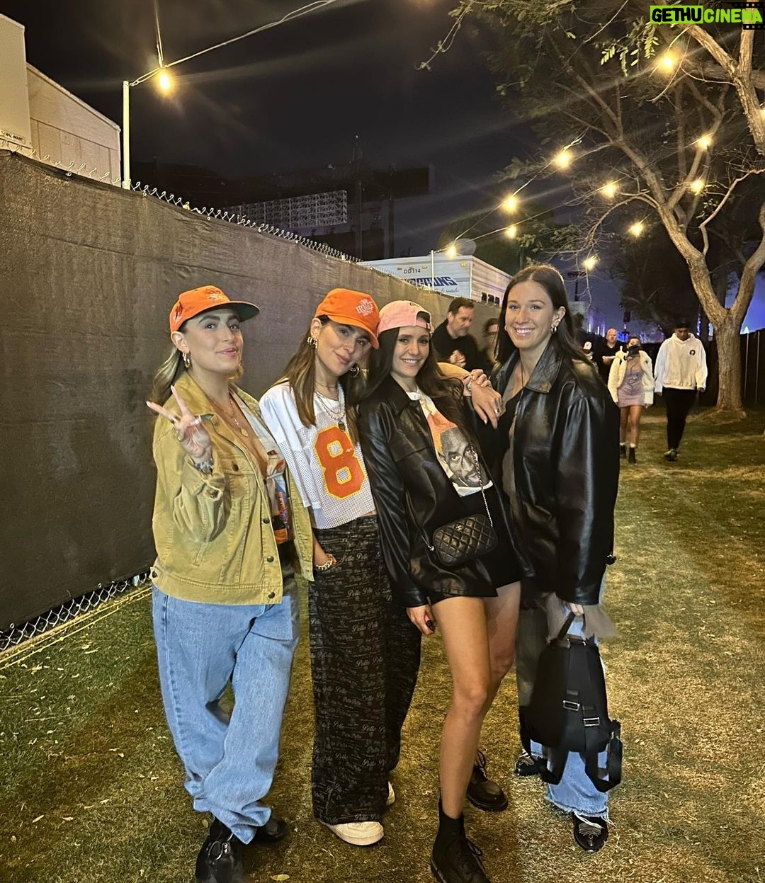 Nina Dobrev Instagram - desert daze🌵#coachella23