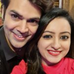 Nisha Krishnan Instagram – Finally some couple time 🥰 (lasted for 2mins and 1 selfie 🥲) 
@talk2ganesh 😁