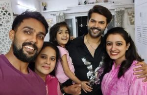 Nisha Krishnan Instagram - What's a NewYear without spending it with your Besties !!
Here's us Wishing u all darlings lots of love, happiness and everlasting friendship for 2024 😘😘😘

#happynewyear2024
#spreadlove