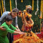 Nisha Rawal Instagram - ♥️ Kuch aisi beeti meri Janmashtami with my little Kanha! Leave a ♥️ if my captured memories brought a smile to ur face! Vlog Dekhogey? Toh ♥️ and a Yes