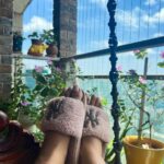 Nisha Rawal Instagram - ♥️ Just slowing down…to reflect…to love…to hug…to observe…to breathe… How’s ur weekend coming along
