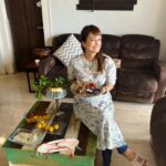 Nisha Rawal Instagram - ♥️ Kuch aisa beeta mera #RakshaBandhan Mumbai - मुंबई