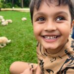 Nisha Rawal Instagram - ♥️ Just slowing down…to reflect…to love…to hug…to observe…to breathe… How’s ur weekend coming along