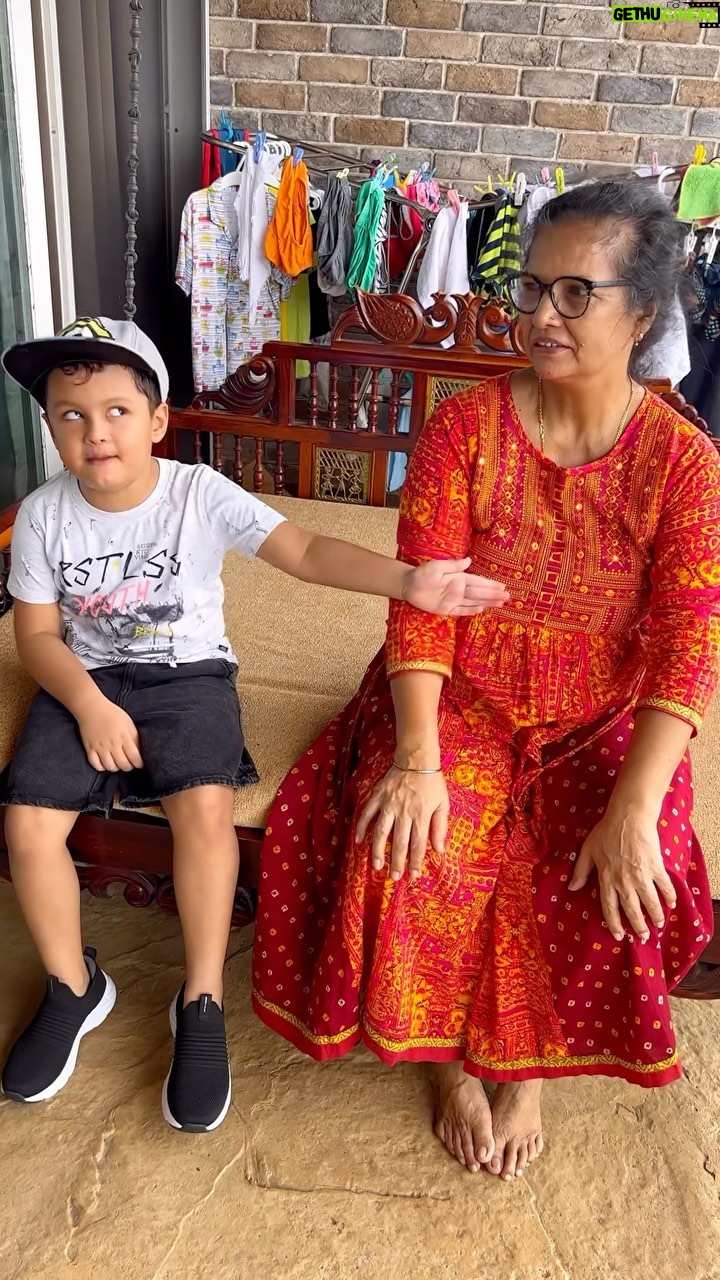 Nisha Rawal Instagram - ♥️ To the one who has not only given me birth but continues to strive for my survival! To the one who has always stepped-up when I was little and stepped-in when I have needed her the most! To the one who has sacrificed everything she could for the sake of my mental, emotional and physical security! To the one who stands like a shield between my challenges and life! The way you have lived your role is exemplary mom! I could not have done it without you ♥️ #HappyMothersDay Mumbai - मुंबई