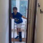 Nisha Rawal Instagram - ♥️ Learning to walk again has been nothing short of an experience! As I make baby steps towards progress from this sudden unplanned pause in my life, I feel gratitude that life in it’s strangest ways did listen to me telling myself to “slow down”. Yeh alag baat hai ki itni baar Mann mein bola hoga ki life ne suna “stop”. Everyday i wake up respecting my body more for the endurance it has shown and the resilience that it surprises me with. Have finally started going to office again, missed it so much! I have loved being alone here and working uninterruptedly for hours! The silence, the peace, the continuous calming frangrance from my lavender rose candles and the nature sounds of @calm have been my besties here! Restarting work with gratitude that I could have lost more, my healing could have been longer, but I am doing well inspite of some hiccups along the way, after all your prayers and good wishes have been my backbone ❤️‍🩹 So, thank you my lovelies 🥰 for being so awesome!