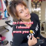 Nisha Rawal Instagram - ♥️ My first attempt to importing the first clip shot for my first GRWM Reel 🤣 Couldn’t help cracking up, next clip kaise edit karoon! 🤣 Chalo batao! Himmat hai mere 100kms lambe conversations sunn ne ki 😛 Hai toh say “Yes” in the comment section! Nahin to say “No” 😝 P.S.: That Choon-choon sound in the Reel is me talking in 5x! 😋 For all those asking about the wheelchair. I have hired it for INR 9000/- a month. Here are the details: Home Health Care 8291003143 (Mumbai) Mumbai - मुंबई