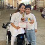 Nisha Rawal Instagram - ♥️ Today was indeed special! It was a parent-child talent show at his school around the theme of health! It was fun being on stage with my Littloo @kavishmehra The best day ever since I’ve had my accident & surgery! I went to my make up room, got ready, wore make-up for the first time in 20 days! Me & Kavish had prepared a health song called “The Sparkle Song”. Since I was mostly under heavy medication I couldn’t arrange or practice with props, so we decided to wear our best smiles and carry our energetic spirits along 😊 The centre-head, teachers and staff, and the happy parents were ever-so-courteous, warm and helpful in accommodating a wheelchair-mommy and for that I have #gratitude for such humbling experiences! Another memory in our banks! #PrivilegedToBeAParent #MommyOnWheels #TibialFracture #PostOpRecovery #Kidstagram #KavishMehra #5YearsAnd9MonthsOld Pls do not repost 🚫 Mumbai - मुंबई