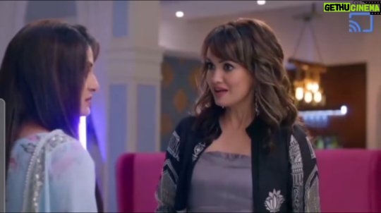 Nisha Rawal Instagram - 1st day 1st scene on Meet Set Sunaina confronts Masoom , Masoom tries to defend herself by diverting the topic Director @vaibhavsingh182019 Creative Director @bishnshweta On Set Creative @afsha_ansari96 Production House @shashisumeetproductions Casting Director @adityoa_suranna @harshv1511 Makeup @Sandeep Dada Hair by @shabanakhan5935