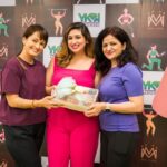 Nisha Rawal Instagram - 👑Our hearts are full with love and gratitude for all those who supported us in making our first meetup a super success! We hosted a fitness jam earlier this week at YKBI Andheri which was attended by over 20 metamoms, mombloggers and celebrity guests. Our list of Thank yous is long but rightly deserved for these people: First of all, thank you to our boss lady @missnisharawal for being the most gracious host and ensuring an impeccable experience for everyone. Special thanks to our community mentor @avantika.says for managing the event with perfection and @anamikasinghphotography for the digital activation. A huge thank you to our celebrity guest @vahbz for being a part of our jam. Your support means a lot! A big big thank you to our partners @kalaripayatturhea @enginebrand.in @smilecouturebydrparampreet @cottoncandyeventz @brewingnotescoffee @terra.co.in and the amazing homechefs organised by our first momchamp @neetu.somani @kanishka_810 @layeredinloveee @ rakshitashukla_2 @konfection_konnection_ @kanta vaid It wouldn't have been possible without support of our fab venue partner @ykbi_andherii Last but not the least to all the attendees for taking time out to be a part of this. Looking forward for more such events! #metamomsevent #metamomsmeetup