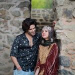 Nitanshi Goel Instagram - I’m LIVING A DREAM! 🤍🍁✨ Have always been a huge fan of @mohitchauhanofficial Sir’s voice✨ From listening his songs daily to Starring in the music video..Such a surreal feeling it is🧿✨ Here’s one more ✅ on my bucket list Watch my new music video ‘Hum Mile Hain Jahan’ on @indiaindependent.iimusic ‘s YouTube channel and shower your love and blessings ♥️ Singer: Mohit Chauhan: @mohitchauhanofficial Featuring: Nitanshi Goel: @nitanshigoelofficial Mrinal Dutt: @crimrinal @danishrenzu @renzumusic @sspillai @taherhusseinn @mirfaizah06 @misbahaliproductions @yasminqurash @makeupbyaayesha @atrubah_farooq @tafazulmattoo @bhatshahnawaz @waleed_shabir @mitra.tinni @hany20130 @nubecirrus @tul_palav @tromboocrafts @renzufilmscasting @chaijaai @rajibdroychowdhury #hummilethejahan #musicvideo #nitanshigoel #mohitchauhan #nitanshi #nitz #kashmir Nitanshi Goel , trending , Bollywood , actor