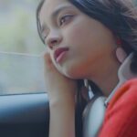 Nitanshi Goel Instagram - Every person who lives away from home can feel this 🥺🫶🏻✨ @iamsrk #NikleTheKabhiHumGharSe #DunkiDrop3 #nitanshigoel #studentlife #missyou #omaahi #luttputtgaya #dunki #sharukhkhan #arbaazkhan 🎥 @saifcreations Nitanshi Goel , Shahrukh Khan , Dunki , Miss you , Taapsee Pannu , srk , emotional , sad , trending reels , secret santa, jingle bells , Arbaaz khan , Christmas
