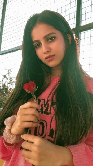 Niveditha Gowda Instagram - Preethi Andre enu … ? 

#nivedithagowda #reelinstagram #reelitfeelit