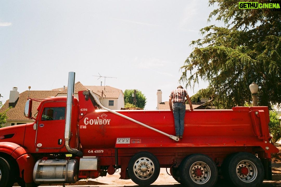 Noël Wells Instagram - the good old days #35mm