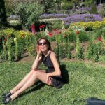 Noël Wells Instagram – spring has spring!