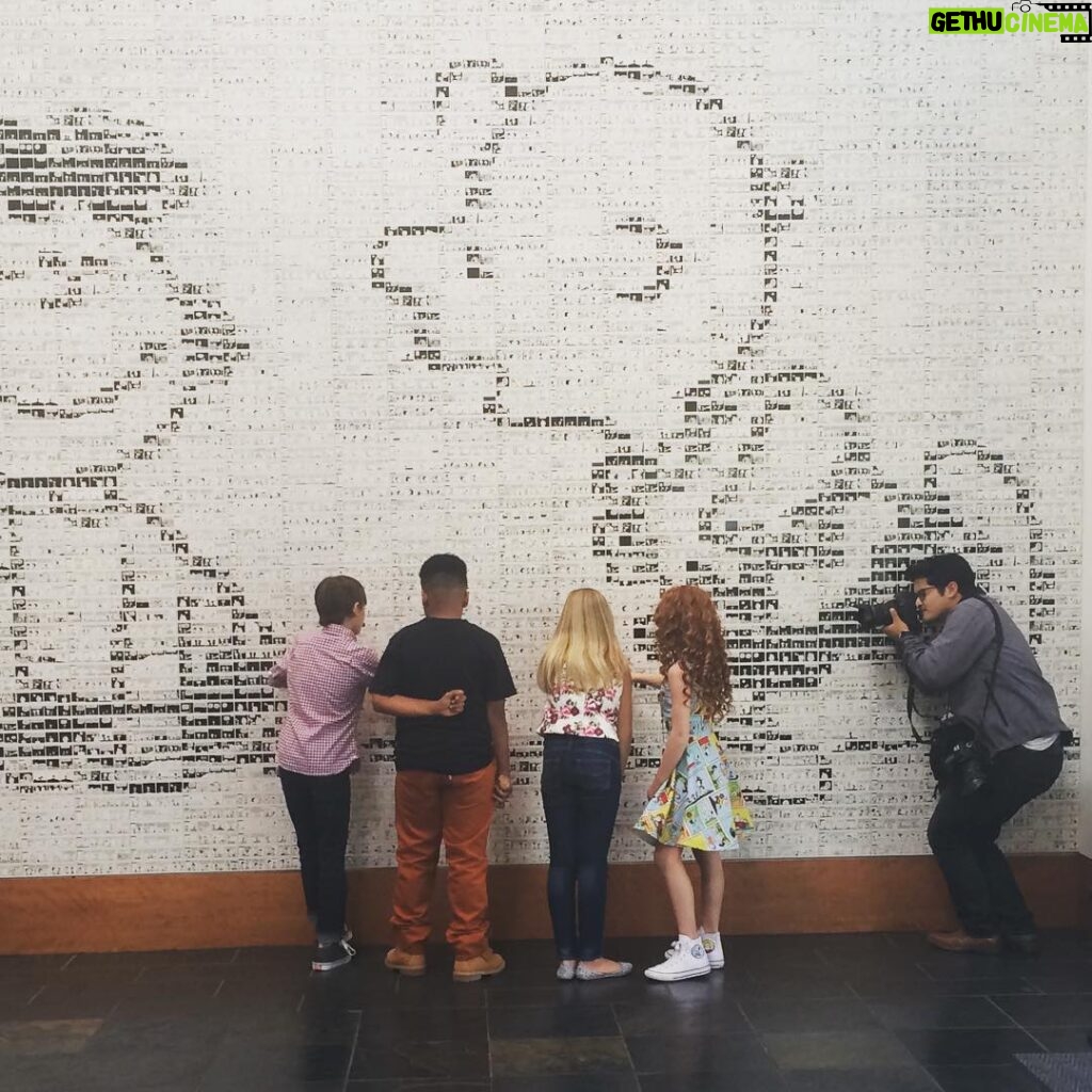 Noah Schnapp Instagram - Checking out the Lucy and Charlie Brown Wall mural @peanutsmovie Charles M. Schulz Museum