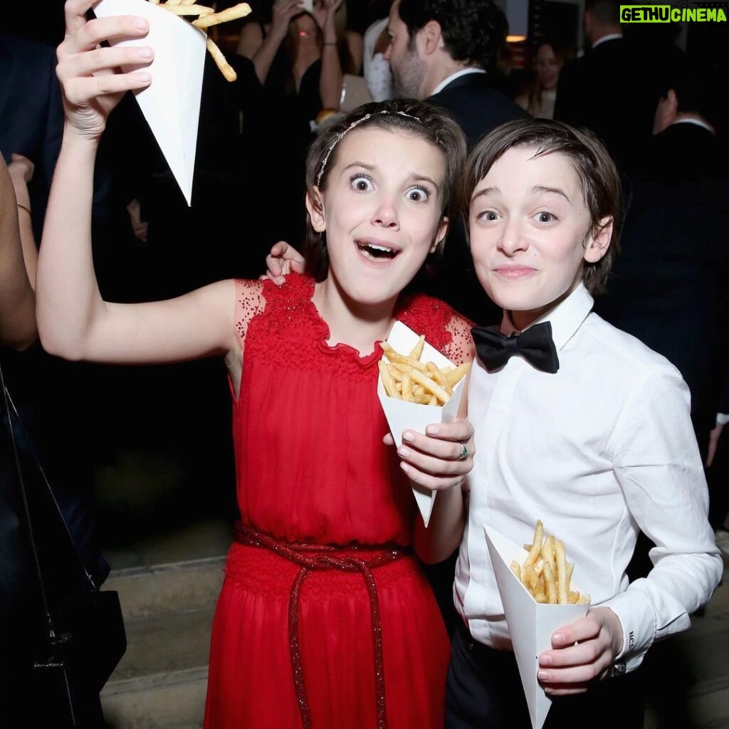 Noah Schnapp Instagram - Happy birthday to my partner in crime for life. I love you so much❤ @milliebobbybrown
