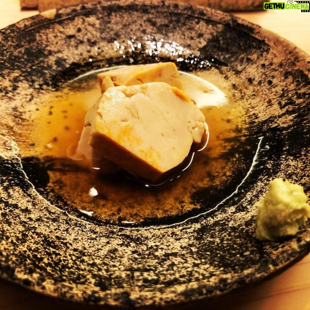 Nobuhiko Okamoto Instagram - あん肝 #魔性の食べ物 #Hanakoの取材でもお世話になった鮨のなんばさん #ここにきたら日本酒頑張る #もう2年ぐらい行けてないマン