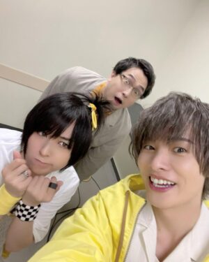Nobuhiko Okamoto Instagram - 夜あそびありがとうございました

#イベントであってるのかもはや謎でしたが楽しかったです
#安元さんと月曜日のMCができて楽しかったです
#しょーたんのお尻とパインヘアーが可愛くて楽しかったです
#かいとくんのサービス精神を久々に浴びれて楽しかったです
#せきともさんのエネルギーとコメントが天才すぎて楽しかったです
#しゅーごくんの人格者ぶりを見れて楽しかったです
#森久保さんの安心感がはんぱなくて楽しかったです
#かねともさんはいつもパワフルでとにかく前向きで楽しかったです
#浪川さんは楽しかったです
#上坂選手に写真を撮ろうと言えない陰の者でした
#みなさん楽しかったですか？