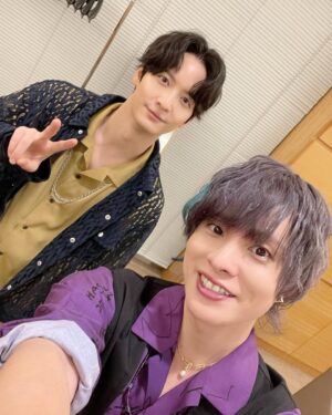 Nobuhiko Okamoto Instagram - ツイステフェス2023ありがとうございました🦈

#ツイステ 

#ハーツラビュル
#サバナクロー
#スカラビア
#ポムフィオーレ
#イグニハイド

#オクタヴィネル　と
#ディアソムニア　は
#また今度ね🦐💗