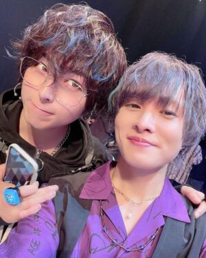 Nobuhiko Okamoto Instagram - ツイステフェス2023ありがとうございました🦈

#ツイステ 

#ハーツラビュル
#サバナクロー
#スカラビア
#ポムフィオーレ
#イグニハイド

#オクタヴィネル　と
#ディアソムニア　は
#また今度ね🦐💗