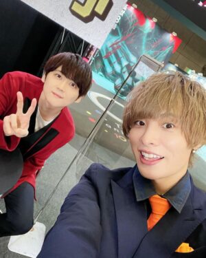 Nobuhiko Okamoto Instagram - ヒロアカありがとうございました
#命を賭す声を聴いていたい大輝きゅん
#猛き想い声を聴いていたい梶きゅん
#暗く儚い声を聴いていたいうっちーきゅん
#芯が通る声を聞いていたい下野さんきゅん
#みんな素敵な役者たちで各々が境地にいますね
#え
#ちょっとまって 
#下野さん目死んでない！？
#これはダビアイズですね