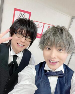 Nobuhiko Okamoto Instagram - めいこい10周年
#浪川さんのセル画をセル画
#たまにはこの角度いいんじゃないでしょうか
#ただほんと辛いのは画像を確認した結果大好きな細谷さんが見切れてしまったこと
#そしてとりさんとちゃんうめがたまたま衣装着替えてる時の一幕
#スーパープレイヤーたちの宴
#可愛いでしょ？🥰