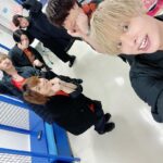 Nobuhiko Okamoto Instagram - ハイキューの楽屋です #約10年間の貫禄と可愛さを集約したあゆちゃん #約10年間ファイテングポーズをとり続けた拳があざとさの拳になった界人きゅん #約10年前からずっと主柱で居続けてくれるいろんな意味で柱の日野さん #約10年間チャラさと愛嬌を保つ林さん #約10年間どんなフリをも仁王立ちで受け流すうっちー #アニメとしましては10年ではないのですが10年間応援ありがとうございました