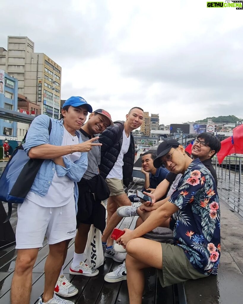 Noppharnach Chaiwimol Instagram - Taiwan in 1 day💙