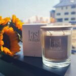 Noppharnach Chaiwimol Instagram - ปีนี้มี Last Twilight Candle เป็นของขวัญปีใหม่  2024 นะครับ🎁 เทียนหอมกลิ่นนี้ปรุงขึ้นพิเศษ โดยได้แรงบันดาลใจมากจาก ซีรีส์ ภาพนายไม่เคยลืม   . 🌄กลิ่นที่ชวนให้นึกถึงแสงแดดอุ่นๆ สายลมอ่อนๆ  บรรยากาศสีเขียวปนเหลืองและส้ม  อยากให้กลิ่นนี้เป็นตัวแทนของ ความสัมพันธ์ของหมอกและเดย์ที่แสนอบอุ่น เต็มไปด้วยความหวัง พลังบวกและความสดใส . 🌄ตัวกลิ่นหลักมาจากดอกไม้สีขาว เน้นที่ ดอกมะลิ ซึ่งเป็นดอกไม้โปรดของเดย์ สื่อถึงความนุ่มนวล อ่อนโยน เพิ่มความธรรมชาติด้วย Green notes จากผลไม้ตระกูลเบอร์รี่ และตัวเทียนมีโทนสีเหลืองอ่อนๆ ของดอกทานตะวัน ที่เป็นนิยามของความหวังในการมีชีวิตอยู่.  อยากให้ทุกคนนึกถึงช่วงเวลาที่สดชื่น สบายใจและผ่อนคลายได้ในเวลาเดียวกัน เหมือนเวลาที่เดย์ มีหมอกอยู่ใกล้ๆ เหมือนคอนเส็ปต์ของกลิ่นที่บอกว่า  "Be with You until the Last Twilight" . 🙏ขอบคุณที่สนับสนุนผลงานกันมาโดยตลอด  ยังไงฝากซีรีส์ ภาพนายไม่เคยลืมด้วยนะครับ #LastTwilightSeries