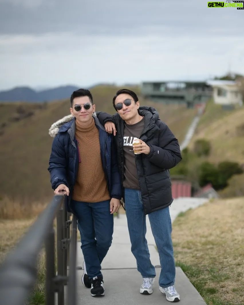 Noppharnach Chaiwimol Instagram - ไปไหนก็มีแต่เขา...ไม่เห็นมีเราเลอ😉 #ญี่ปุ่นญี่ใจ2023