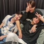 Noppharnach Chaiwimol Instagram - New Year Party 2024 เร็วโหดเหมือนโกรธเธอ🎉 . มะละกอ พาวเวอร์แบงค์ เครื่องคิดเลข กระทะหมูกระทะ ทอยสตอรี่ บะหมี่กึ่งสำเร็จรูป เยลลี่ ชุดนอนไม่ได้นอน 🤣 . พยายามเชื่อโยงสิ่งเหล่านี้มาวันนึงแล้วยังหาทางไปไม่ได้เลอ555 . ปล.ใดใดก็คือ ขอบคุณทุกคนเด้อไม่ได้หัวเราะเหนื่อยอย่างนี้มานานแล้ว ปีหน้าเจอกันใหม่ หรือเราจัดทุกสามเดือนดี? xoxo