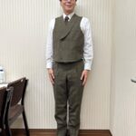 Norihiro Urai Instagram - ニュー衣装だぜへいへいへい ネタ以外はベストだぜへいへいへい #新衣装 #ν衣装 #初めてのダブルスーツ #頭取感が強い #今後ともよろしくお願いします