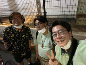 Norihiro Urai Instagram - 博多〜大阪5日間の思い出。 #こがけんさんと #最高鯛茶漬け #博多のνガンダム #博多のカレー屋さん #うまいからいせまい #ラフフェス #堀川絵美が撮ってくれた写真 #夜はビスブラはらたいと20世紀重本と