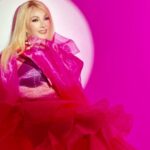 Olivia Collins Instagram – 🦩🎀🌸💖 Je vois la vie en rose 💖🌸🎀🦩
📸 Fotografía por @pavelantonfoto
👩🏼🎤 Peinado y estilismo por @carlosechavarria_
💄 Maquillaje por @garciaelihut
📍 @productions.nik
👗 @jannetteklein
#oliviacollins #shooting #fashion #ohyeah #universidadjannetteklein Mexico City, Mexico