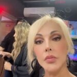Olivia Collins Instagram - Panameando ando entre raíces, micrófonos, mariscos y alergias 🦐🌴🎙 ¡Nos vemos mañana en teatro La Huaca! 🎭 @busco_al_hombre Panama City