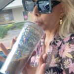 Olivia Collins Instagram – ¡Libera tu energía, las cosas malas fuera de tu vida! 💃🍄✨ Les dejo mi frappe casero con mis adorados @atomicsapiens bien intencionados para la medicina que quiero recibir ese día y con unos poquitos polvitos de chocomilk 🍫 Más toda la actitud de @chayanne 🤭 Les recuerdo mi código ELIXIRCOLLINS para que puedan comprar sus hongos con % y sentirse con el BOOM, BOOM 🛒 ♥️ 

#oliviacollins #atomicsapiens #adaptogens #ashwagandha #reishi #cordyceps #lionsmane Mexico City, Mexico