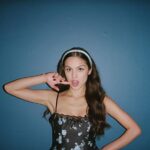 Olivia Rodrigo Instagram - fallon last night!!!! snl tomorrow tune in! 🦋🦋🦋