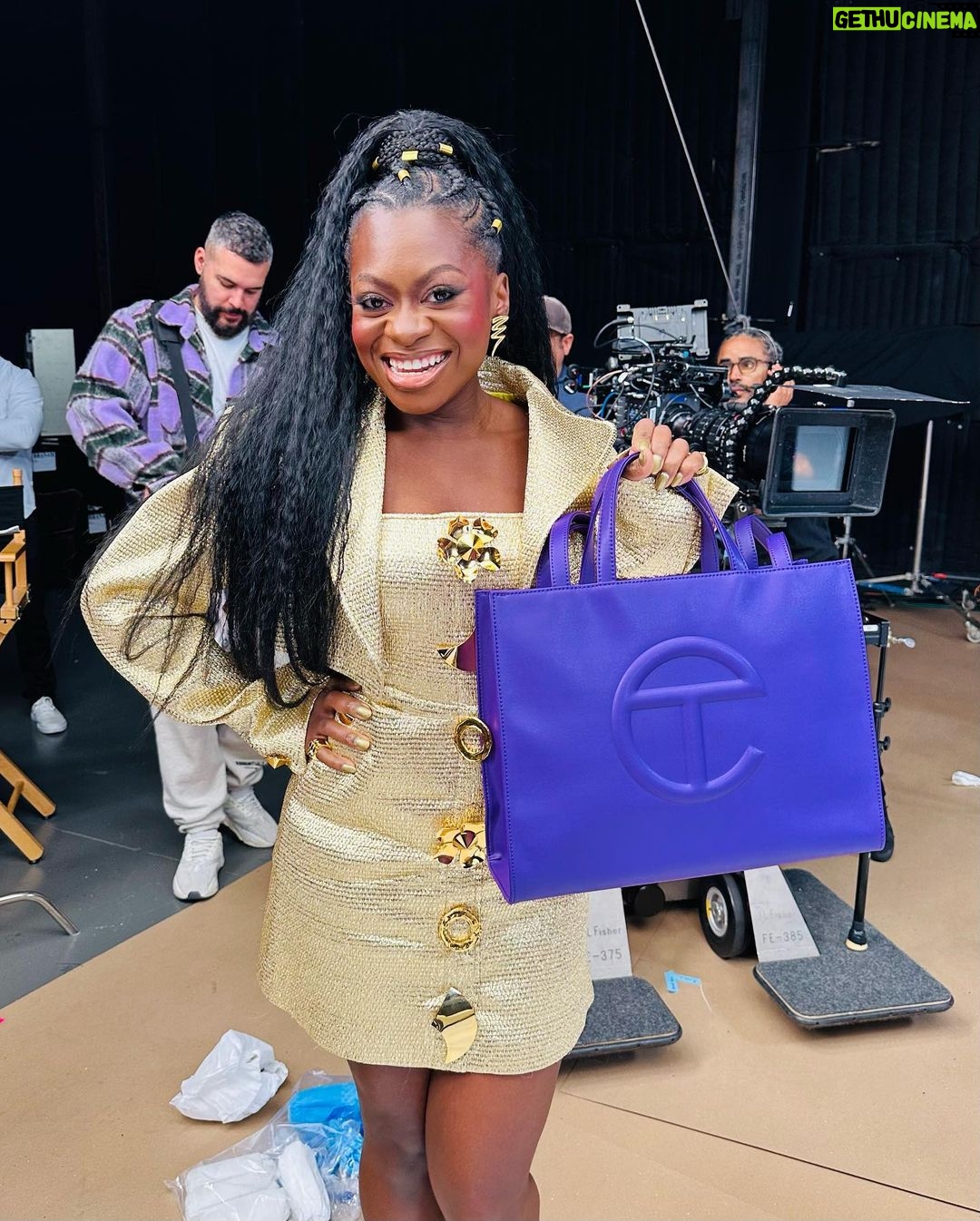 Oprah Winfrey Instagram - @thecolorpurple spotlight: @phyliciapearl We could not cast young Celie until we knew who would play the adult version of her. And when Fantasia accepted the role of Celie, Phylicia was the only other person that could play her, too. Not only can they both sing, dance, and act, but they also look like they were born from the same (talented) family! She shared that Fantasia was her blueprint growing up and now they’re in the same movie playing the same role. If that’s not manifesting, then I don’t know what is. This is Phylicia’s first big movie and she’s knockout. She loved being in it so much that she did exactly what I did when I was a newcomer shooting my version of Purple in 1985: Come to set even on the days you weren’t required. Just soaking it all in. I’m so elated to bring her into the Purple sisterhood and I cannot wait for you to meet her version of Young Celie. The Color Purple is in theaters starting on Christmas Day💜