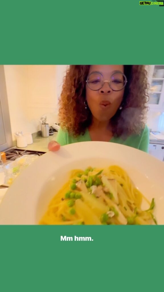 Oprah Winfrey Instagram - As many of you know, I’ve been putting my health at the top of my to-do list by hiking regularly, watching what I eat, and cutting butter out of my diet. Thanks to Chef Philippe for helping me with the latter! Head over to OprahDaily.com for his recipe on my favorite butter-free pasta, only on @oprahdaily 🍝