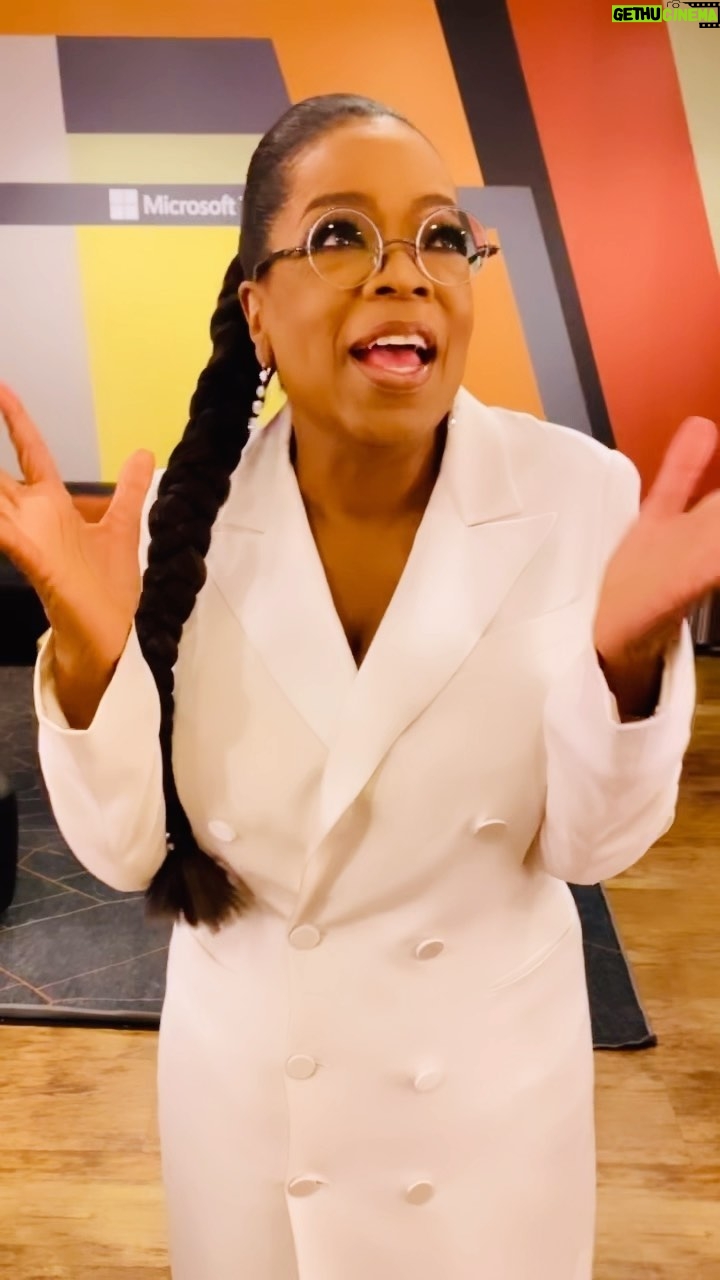 Oprah Winfrey Instagram - Heard yβall like the braid! Kudos to @nicolemangrumhair for bringing her to life. And thank you to @thesherylleeralph for reminding us to never stop believing! πππ @televisionacad #Emmys