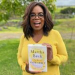 Oprah Winfrey Instagram - My next @oprahsbookclub pick is “The Way of Integrity” by @themarthabeck. For over 15 years, I have looked to Martha for her wisdom and marveled at how she helps people through crises in their lives. As we all navigate this watershed moment in our collective history, this book provides a roadmap on the journey to truth and authenticity. And to kick things off, Martha will join me for tonight’s “The Life You Want” Class at 7 PM EST at OprahDaily.com. We’ll be talking how we can all live with integrity so we never spend time questioning ourselves because our beliefs and actions are working in perfect harmony. Tap the link in my bio to sign up for the FREE @oprahdaily class and follow @oprahsbookclub to watch my full announcement. #ReadWithUs