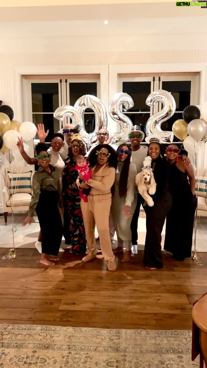 Oprah Winfrey - 664.7K Likes - May 2022 bring to you and all those you love Blessings in Abundance!